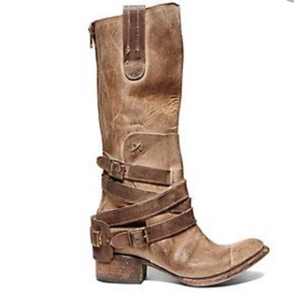 Freebird by Steve Madden Dakota Boot - Size 7